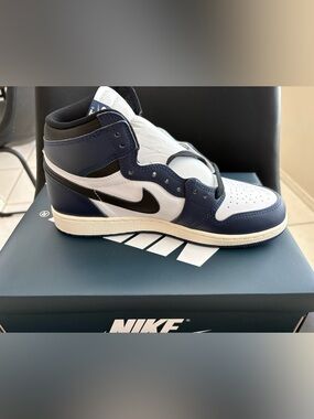 Nike Air Jordan 1 High OG - White, Navy & Black